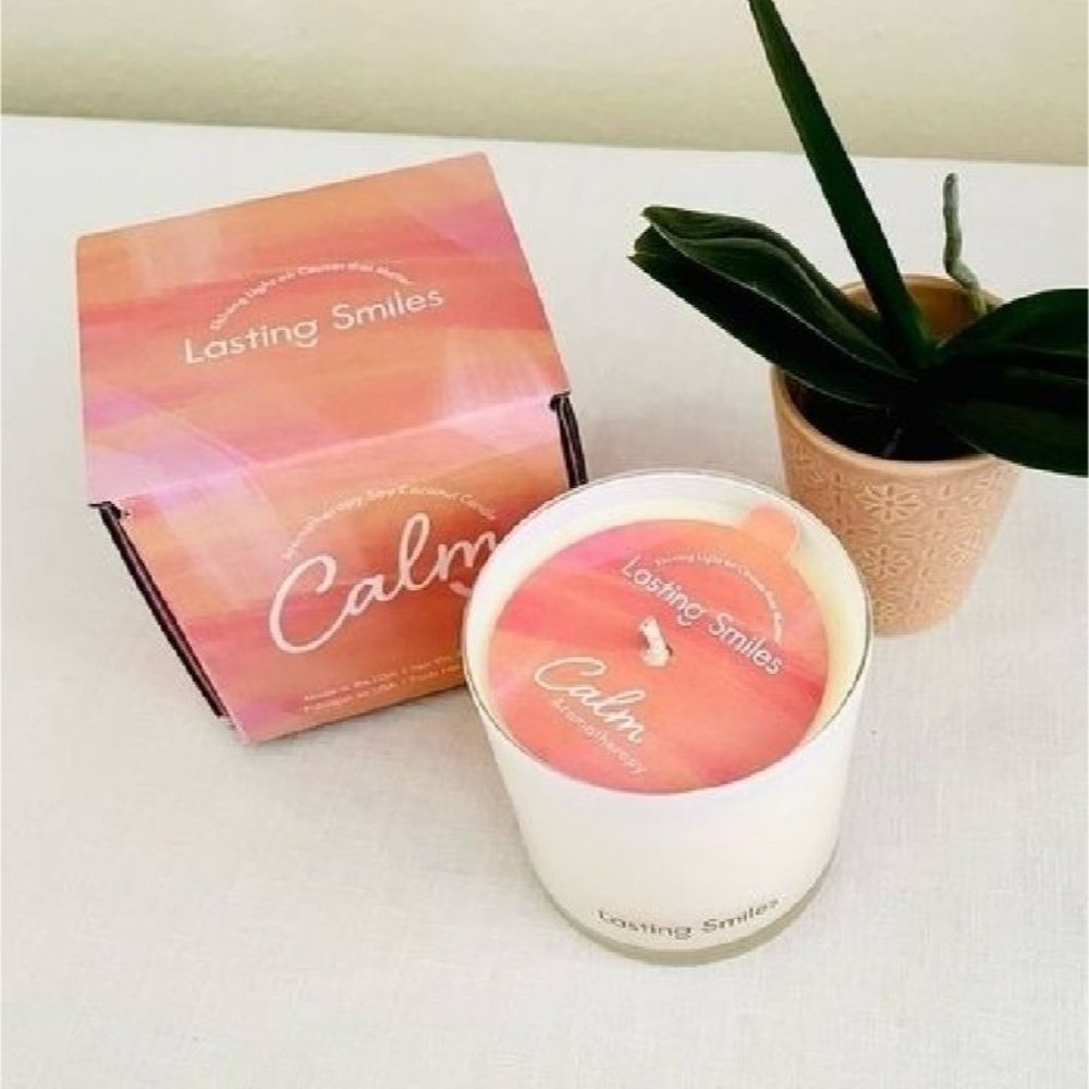 Lasting Smiles Calm Aromatherapy Soy Coconut Wax Candle 9.7 oz New